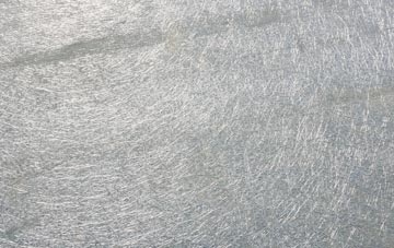 Lade Bank laminate fibreglass or shingles?